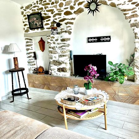 Appartement Cosy Saint-Hilaire-de-Brethmas ภายนอก รูปภาพ