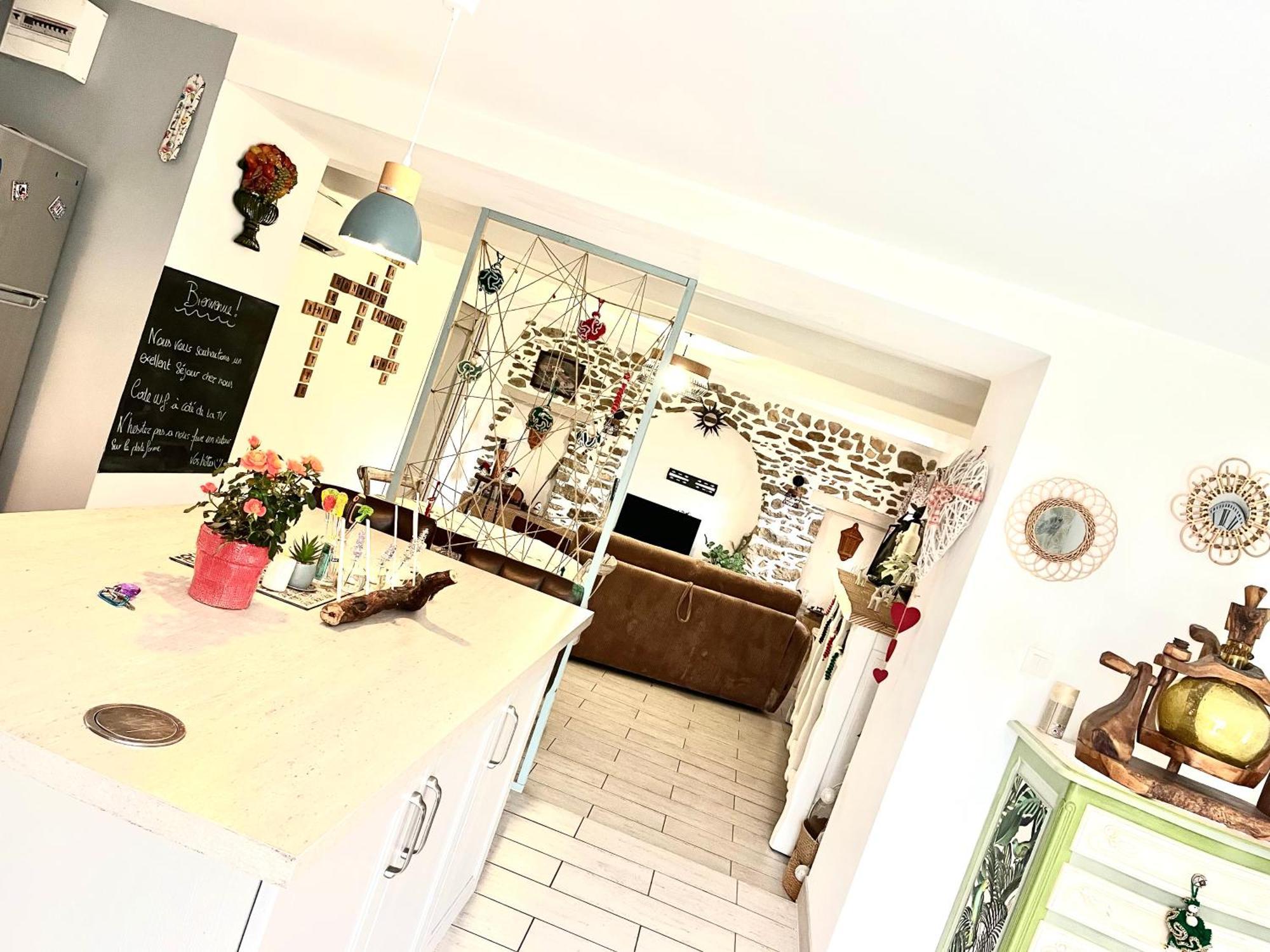 Appartement Cosy Saint-Hilaire-de-Brethmas ภายนอก รูปภาพ